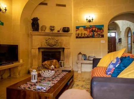 Ta' Gezeppina Farmhouse * Gharb (Gozo)